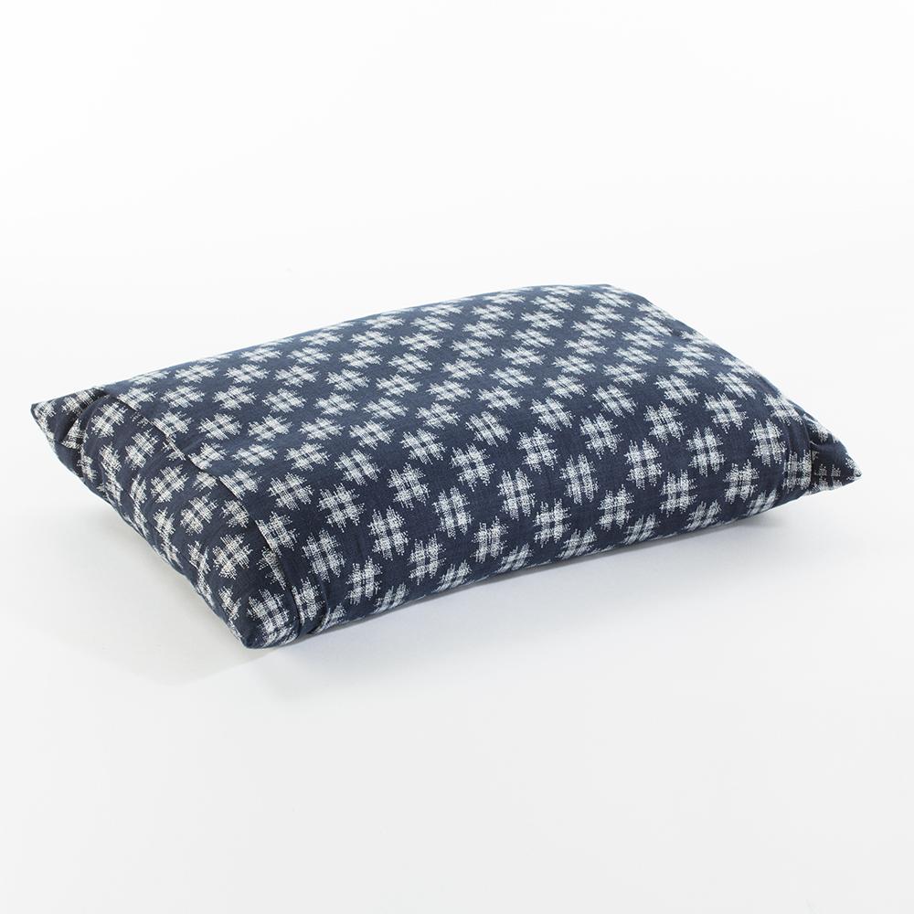 J-Life Hiro Navy Buckwheat Hull Pillow_Pillows & Shams