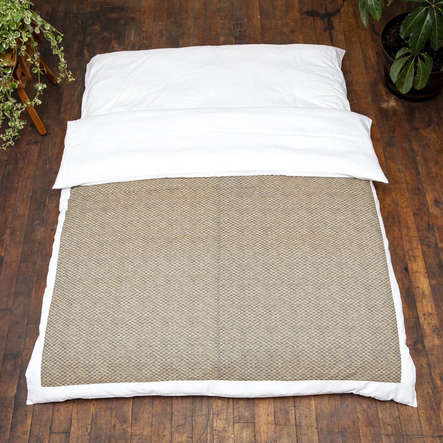 J-Life Nami Navy Custom Kakefuton with Removable Cover_Kakefutons