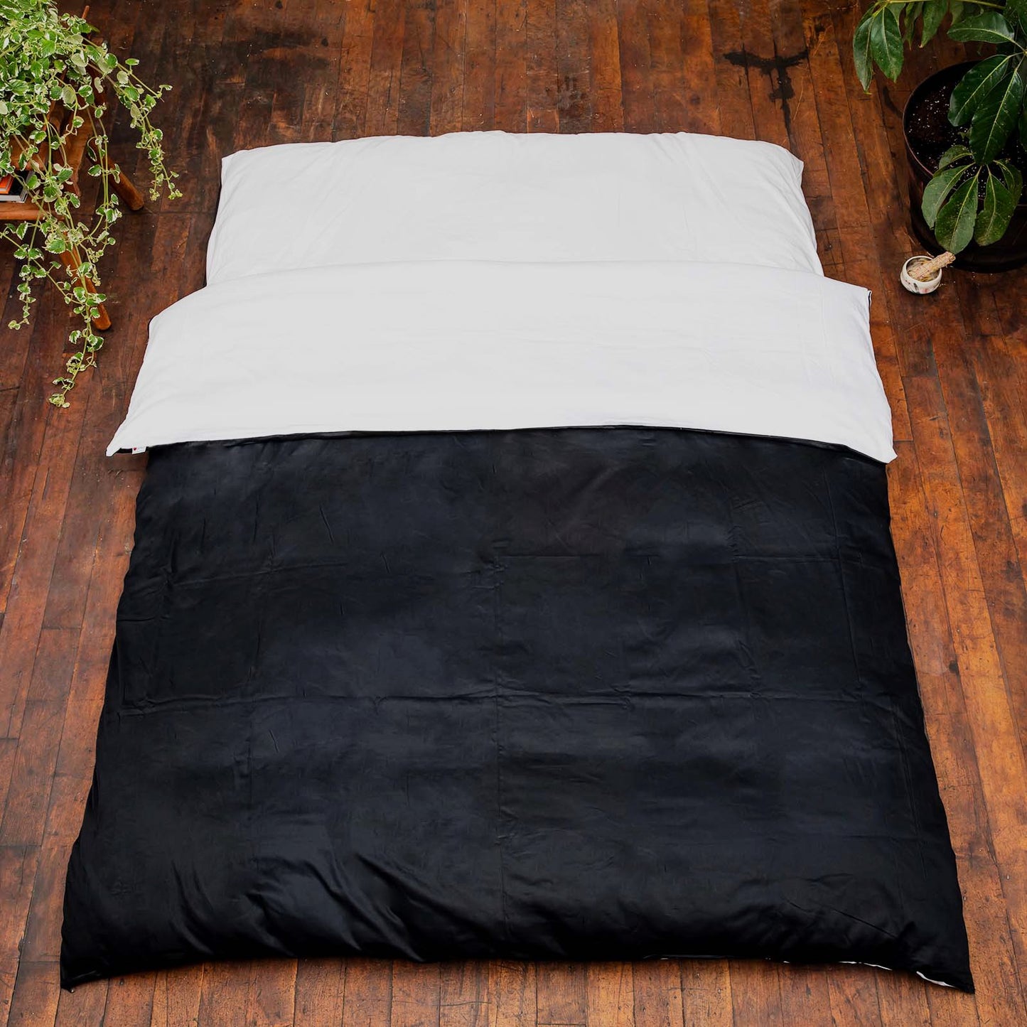 J-Life Black Ultra Sateen Custom Kakefuton with Removable Cover_Kakefutons_Kakefuton with custom cover_Japan Tradition_Sleep System_Handmade__1__2__3