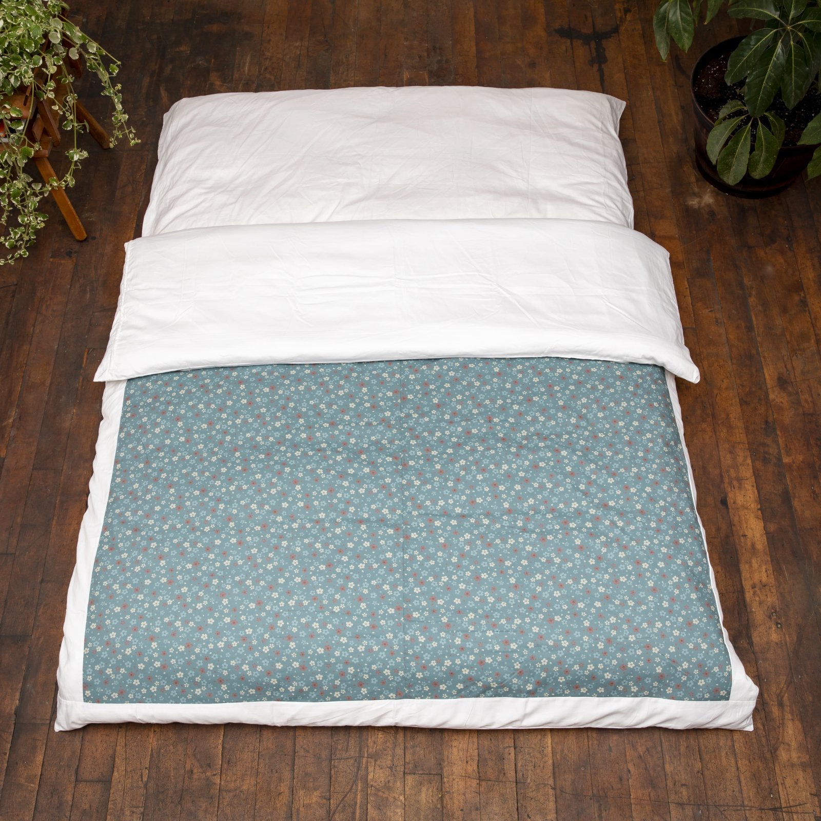 J-Life Cherry Blossom Blue Custom Kakefuton with Removable Cover_Kakefutons