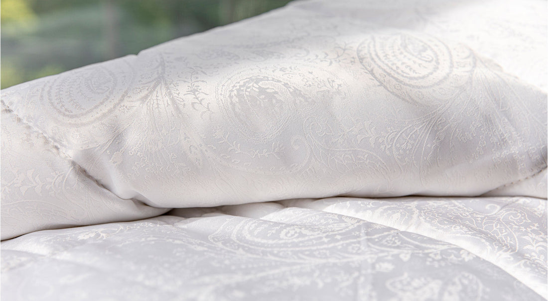 Beauty Sleep Upgraded: How a Mulberry Silk Kakefuton Boosts Your Health