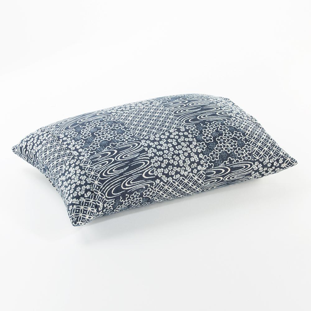 J-Life Patchi Navy Buckwheat Hull Pillow_Pillows & Shams