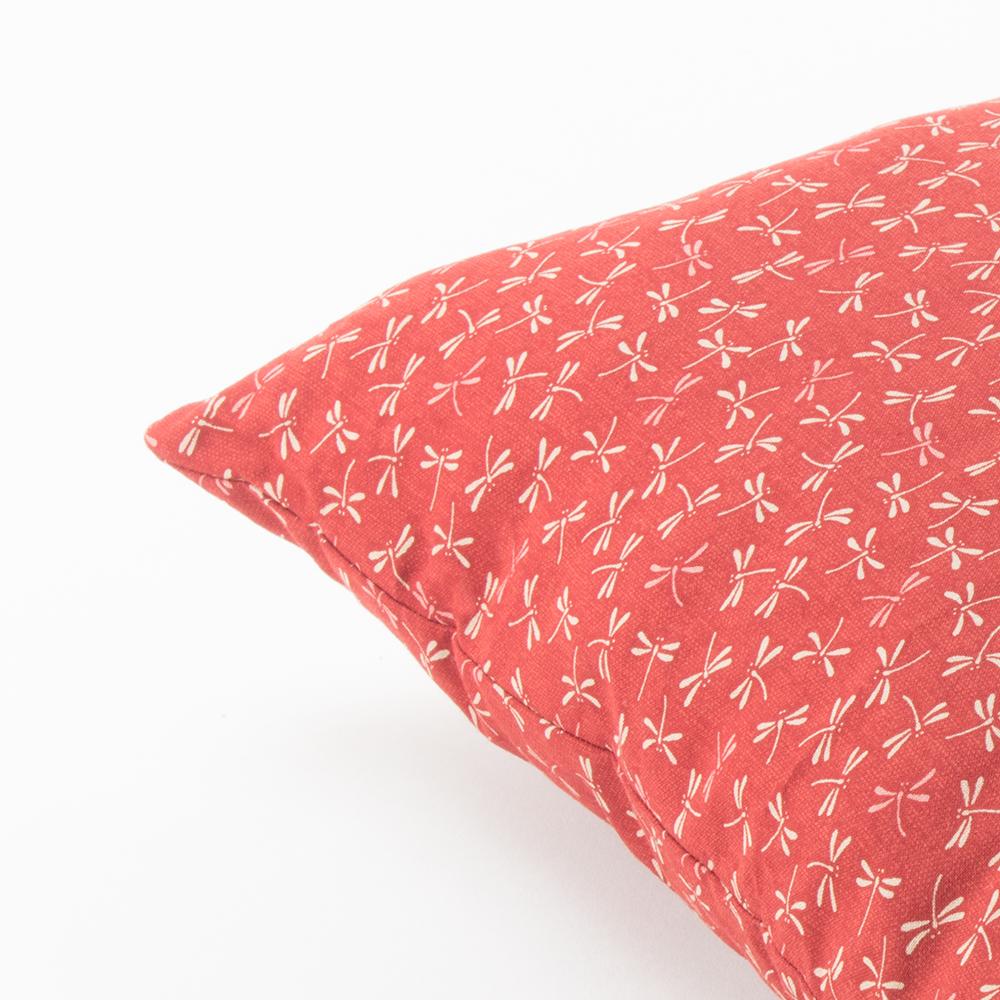 J-Life Tombo Red Zabuton Floor Pillow_Pillows & Shams