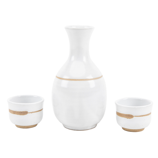 Sake Set: Tokkuri 徳利 and Two Sake Cups