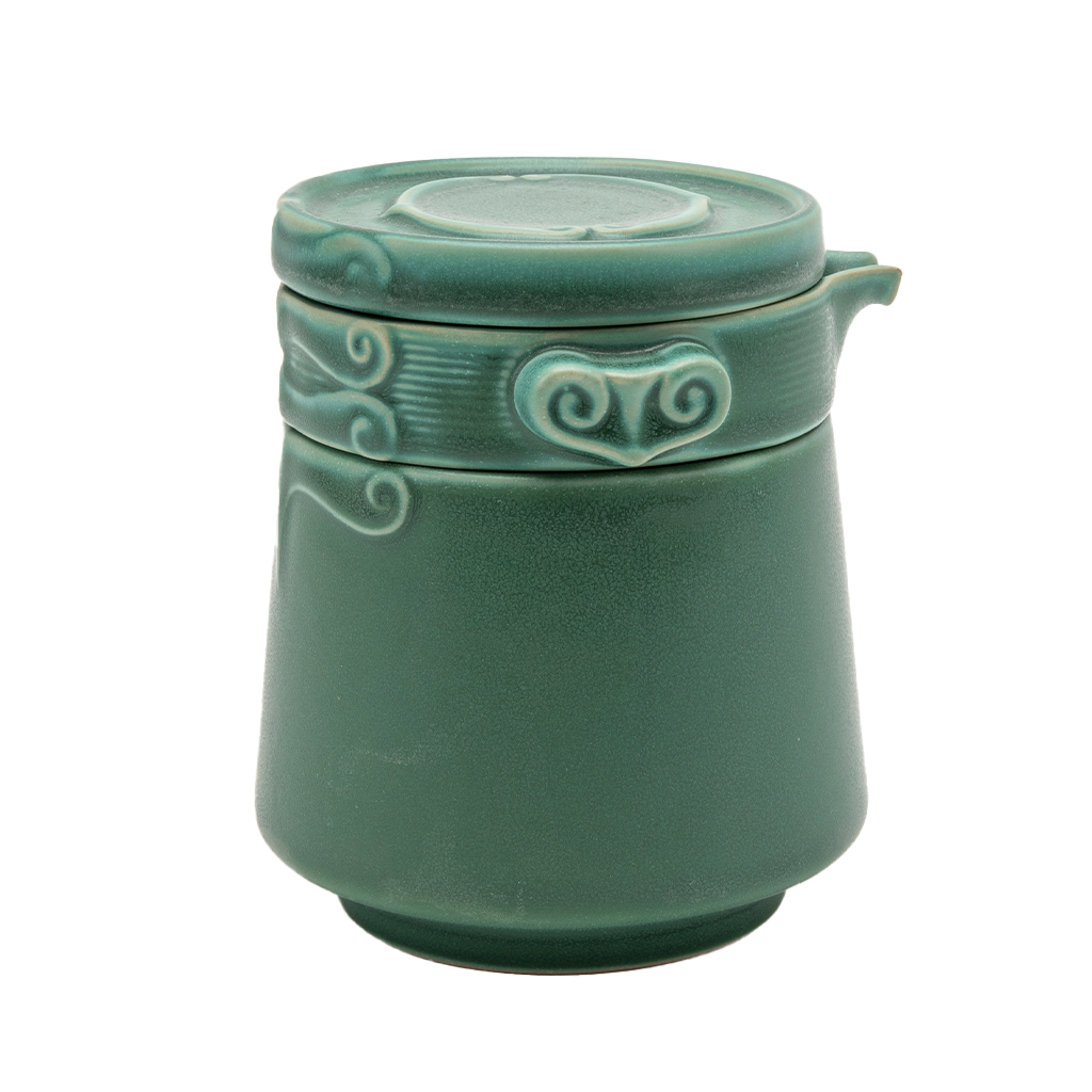 Jade Green Tea Cup with Strainer and Lid