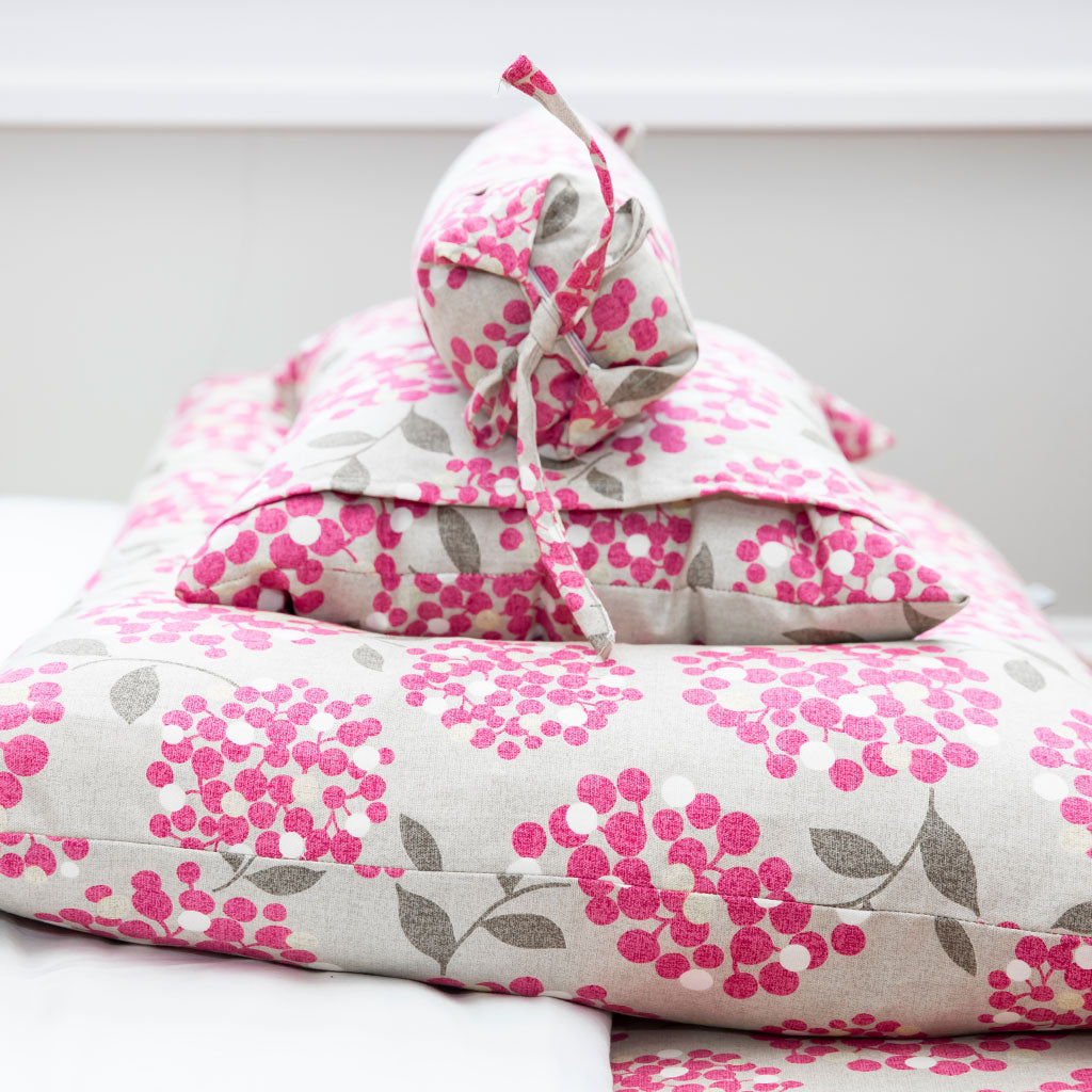 J-Life Ajisai Pink Buckwheat Hull Pillow