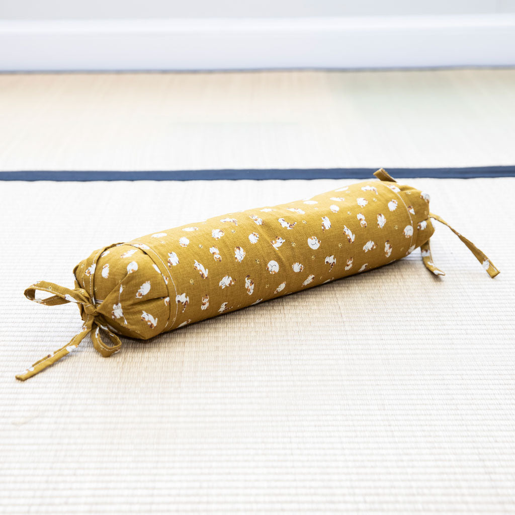 J-Life Koneko Gold Buckwheat Hull Pillow