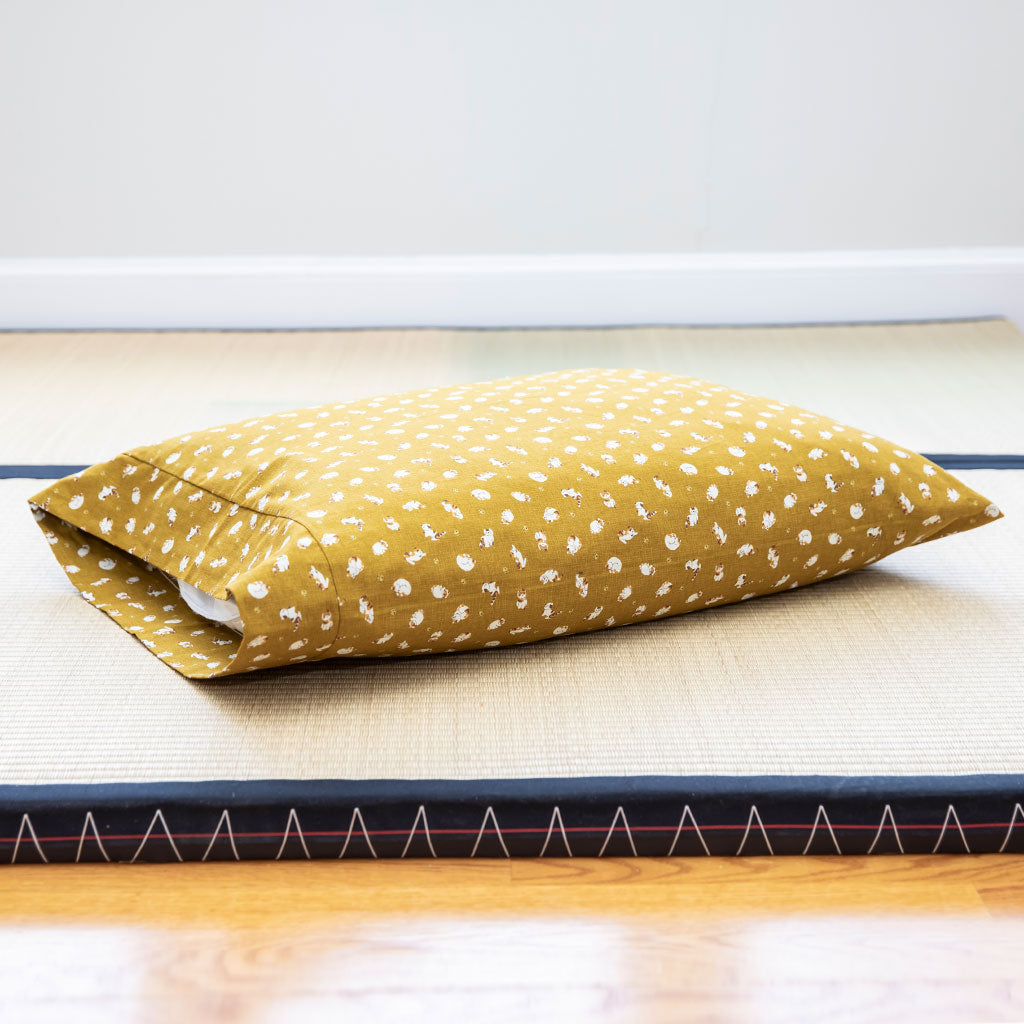 J-Life Koneko Gold Pillowcase