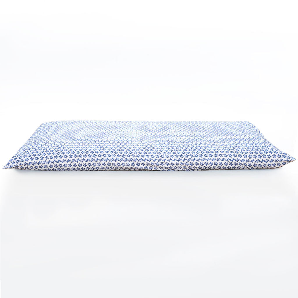 J-Life Shikifuton with Plum Blossom Navy Removable Cover