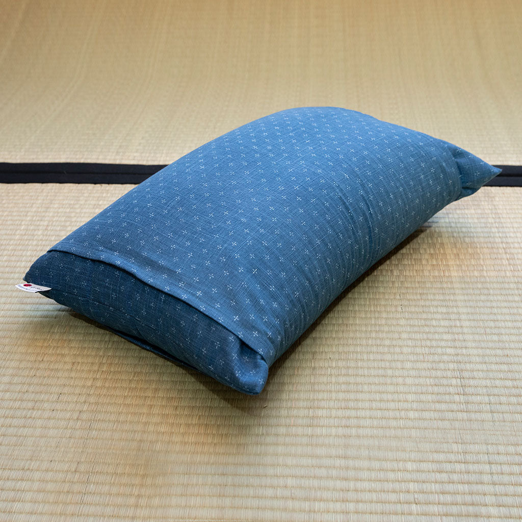 J-Life Yoru Blue Buckwheat Hull Pillow