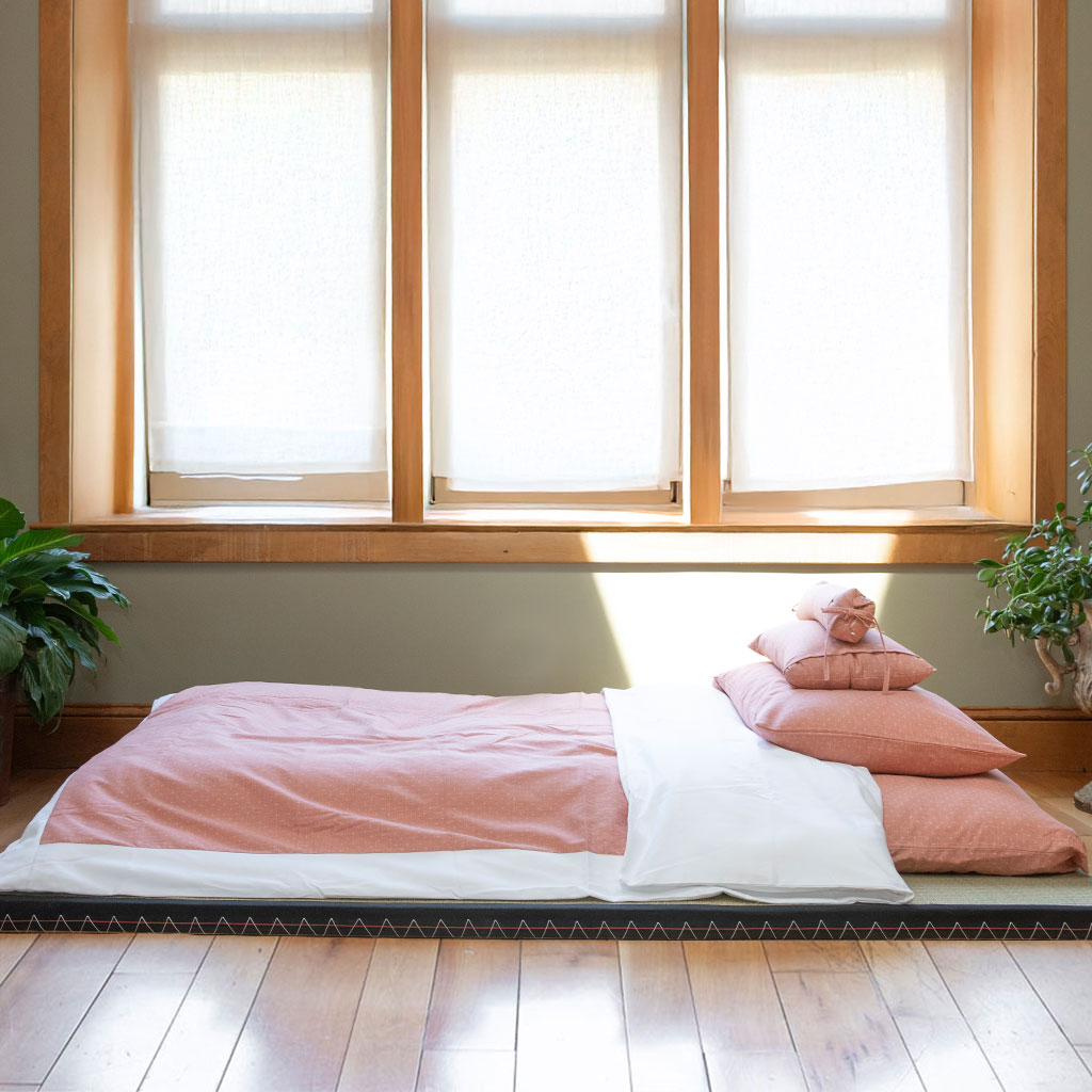 J-Life Akebono Pink Custom Kakefuton with Removable Cover