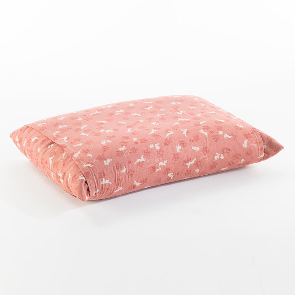 J-Life Usagi Pink Buckwheat Hull Pillow_Pillows & Shams