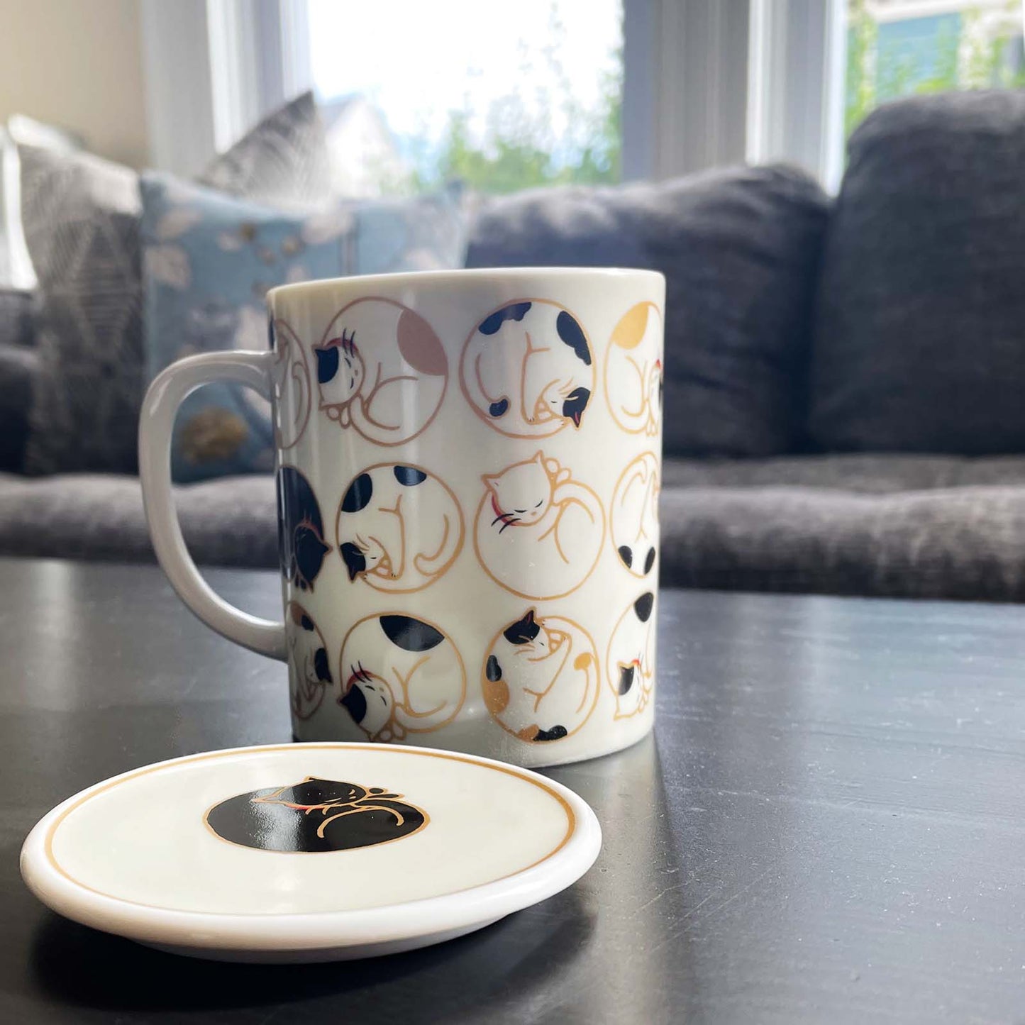 Sleepy Cat Mug_Lifestyle_Dining