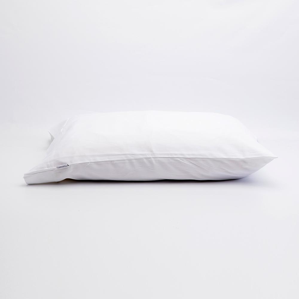 J-Life White Sateen Pillowcase_Pillows & Shams