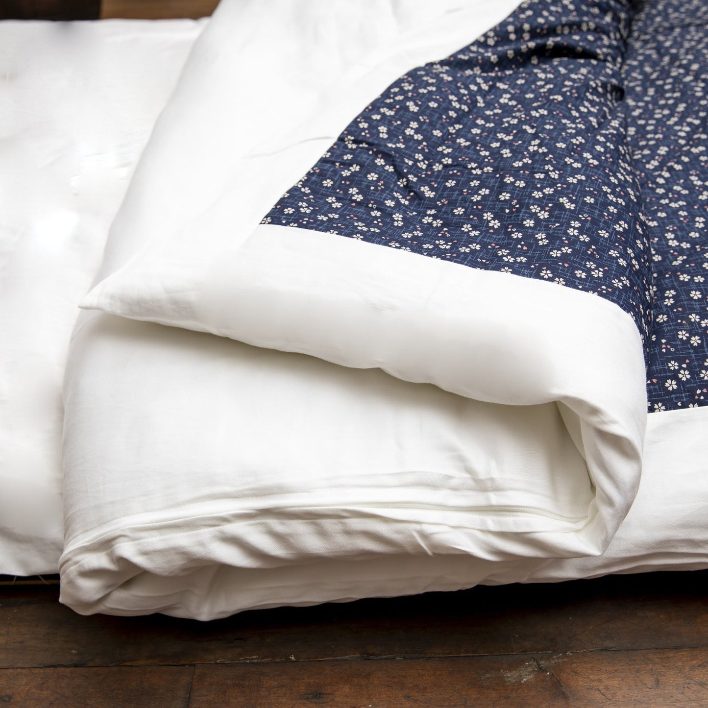 J-Life Sakura Navy Custom Kakefuton with Removable Cover