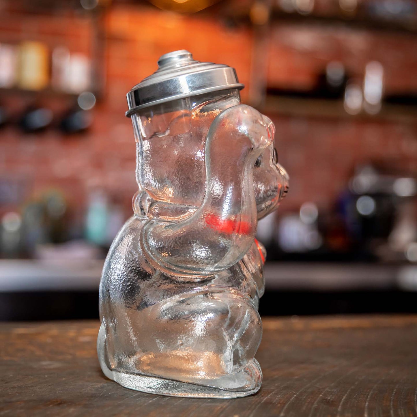 Glass Maneki Neko Jar_Lifestyle_Dining