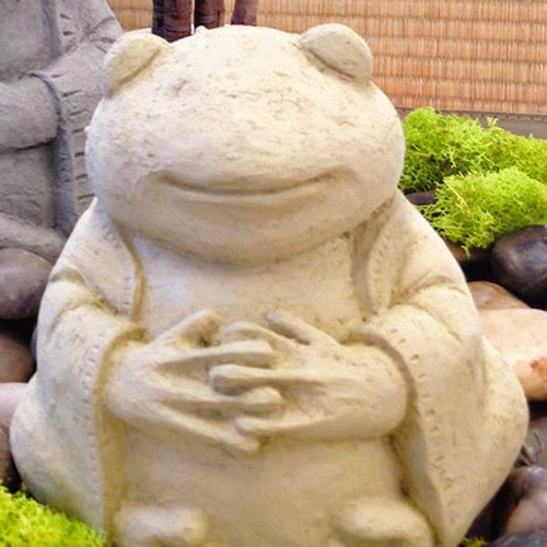 Garden Frog Meditation Statue_Lifestyle