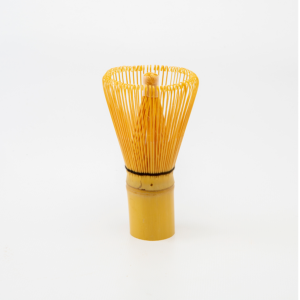 Bamboo Tea Whisk_Lifestyle